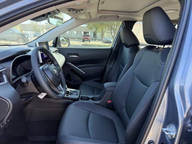 New 2026 Toyota Corolla Cross XLE w/ Convenience Package FWD image 24