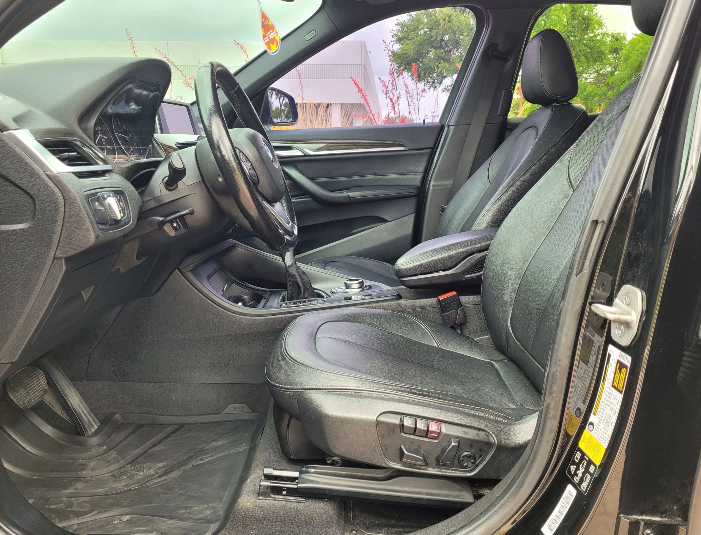 Used 2017 BMW X1 xDrive28i image 21