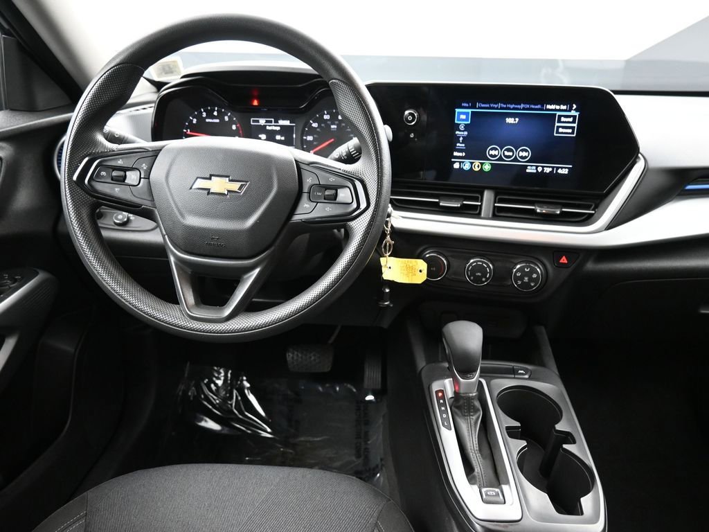 Used 2024 Chevrolet Trax LS w/ Driver Confidence Package image 19