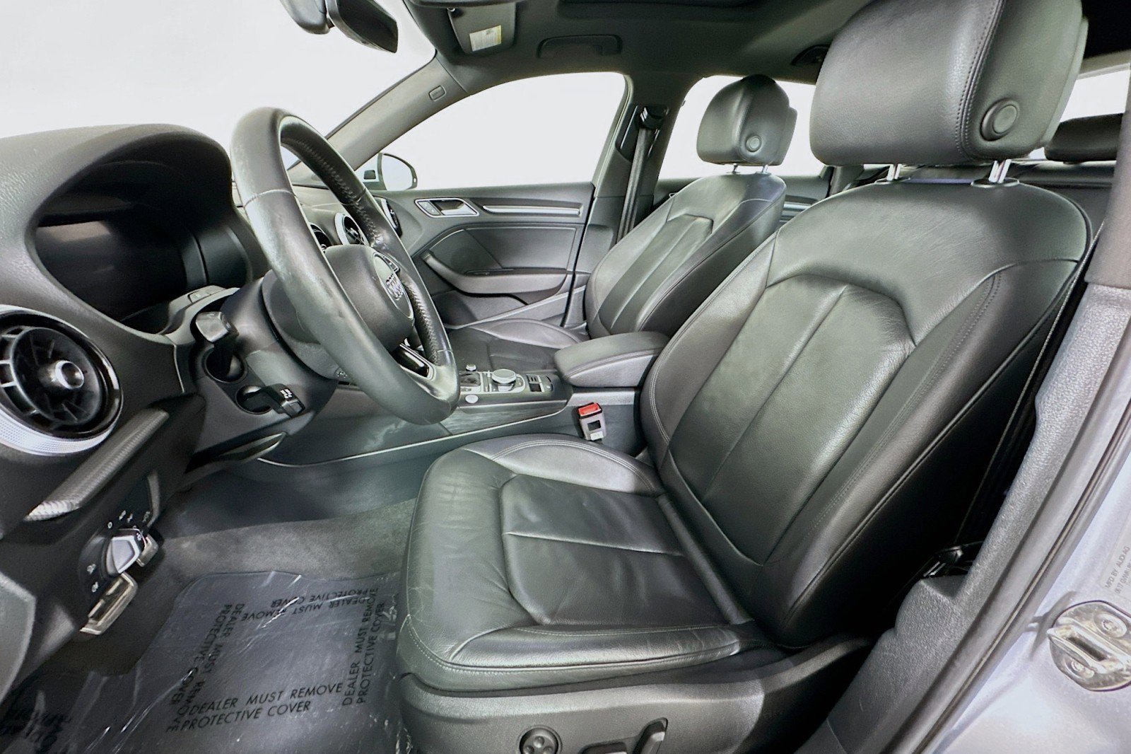 Used 2017 Audi A3 e-tron Premium Plus w/ Technology Package FWD image 18