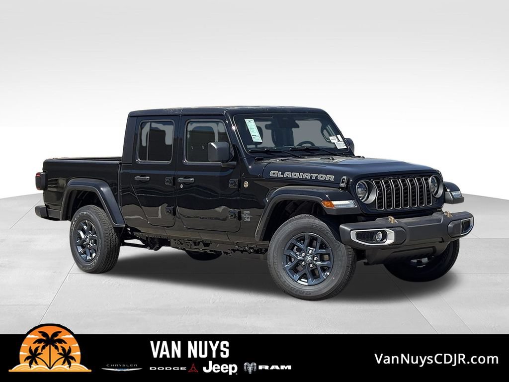 New 2026 Jeep Gladiator Sport AWD/4WD image 1