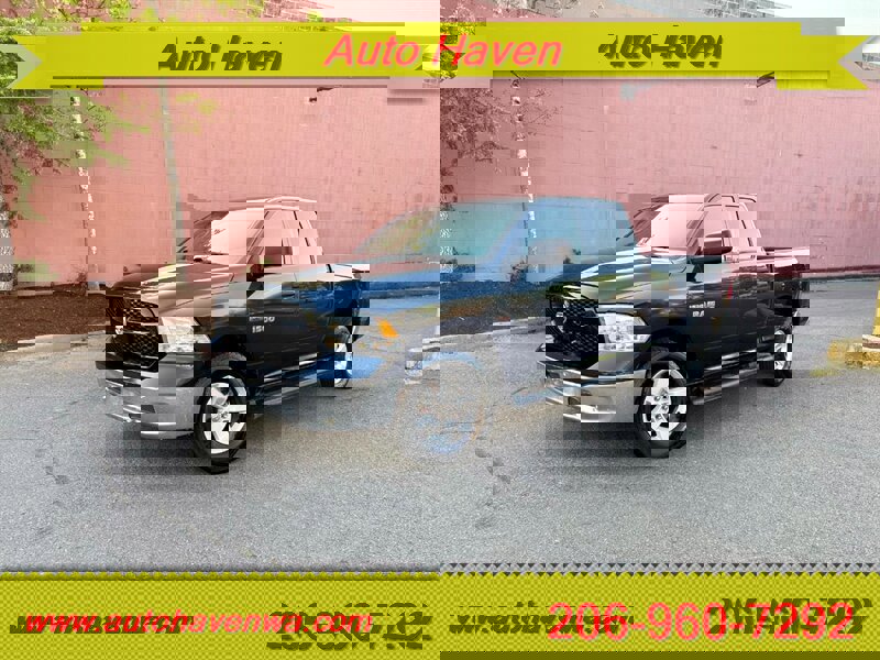 Used 2018 RAM 1500 ST w/ SXT Appearance Group image 1