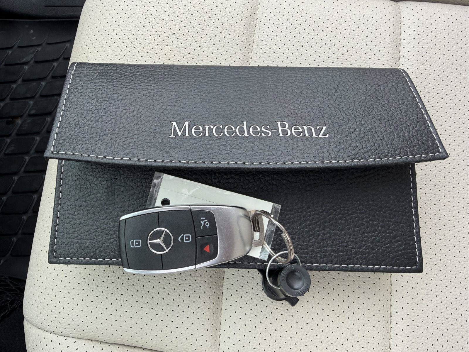 Used 2021 Mercedes-Benz GLE 350 w/ Premium Package image 27