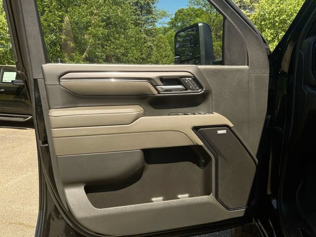 Used 2024 Chevrolet Silverado 2500 ZR2 w/ Technology Package AWD/4WD image 23