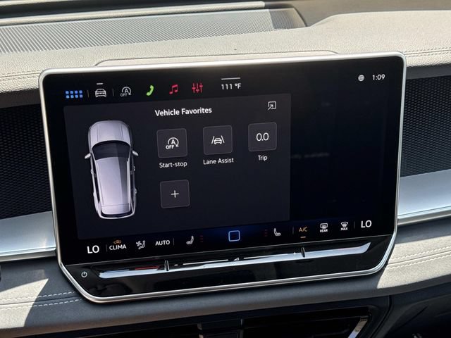 New 2026 Volkswagen Tiguan SE FWD image 14