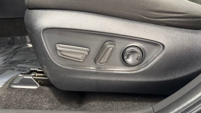 Used 2025 Toyota RAV4 XLE w/ Convenience Package AWD/4WD image 15