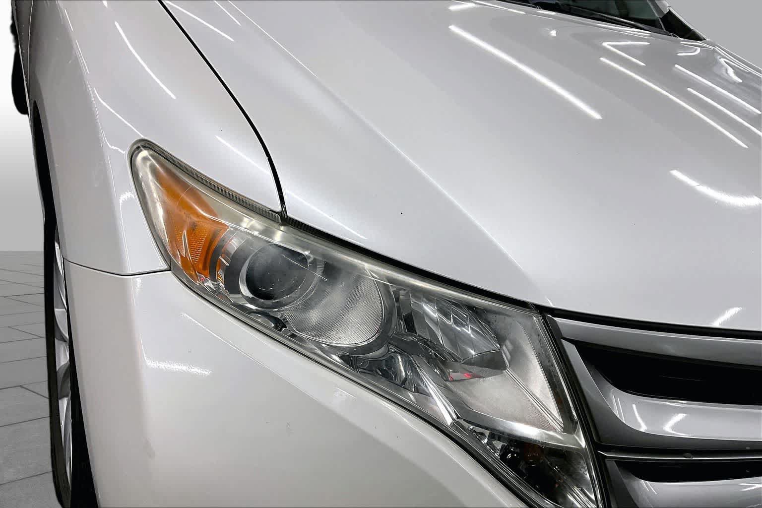 Used 2015 Toyota Venza XLE w/ XLE Premium Package FWD image 28