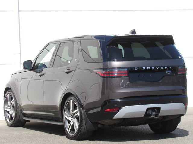 Used 2023 Land Rover Discovery Metropolitan Edition AWD/4WD image 5