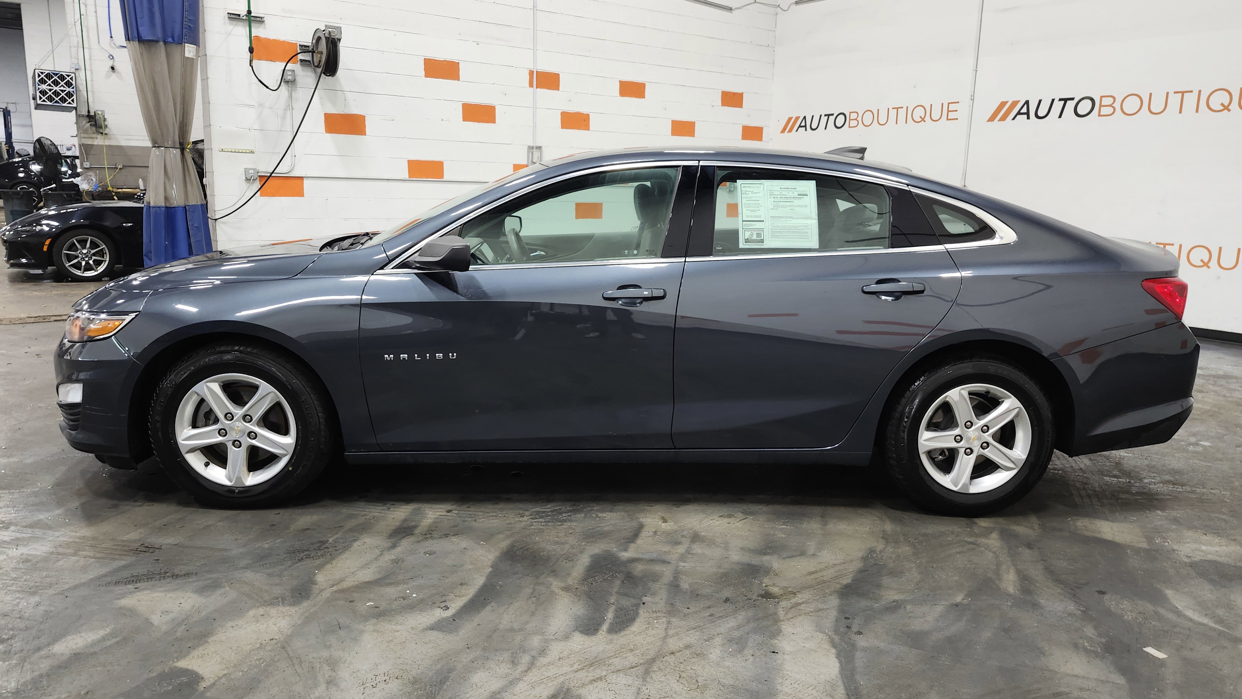 Used 2021 Chevrolet Malibu LS image 13