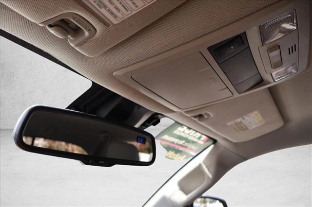 Used 2018 Toyota Tacoma SR5 image 19