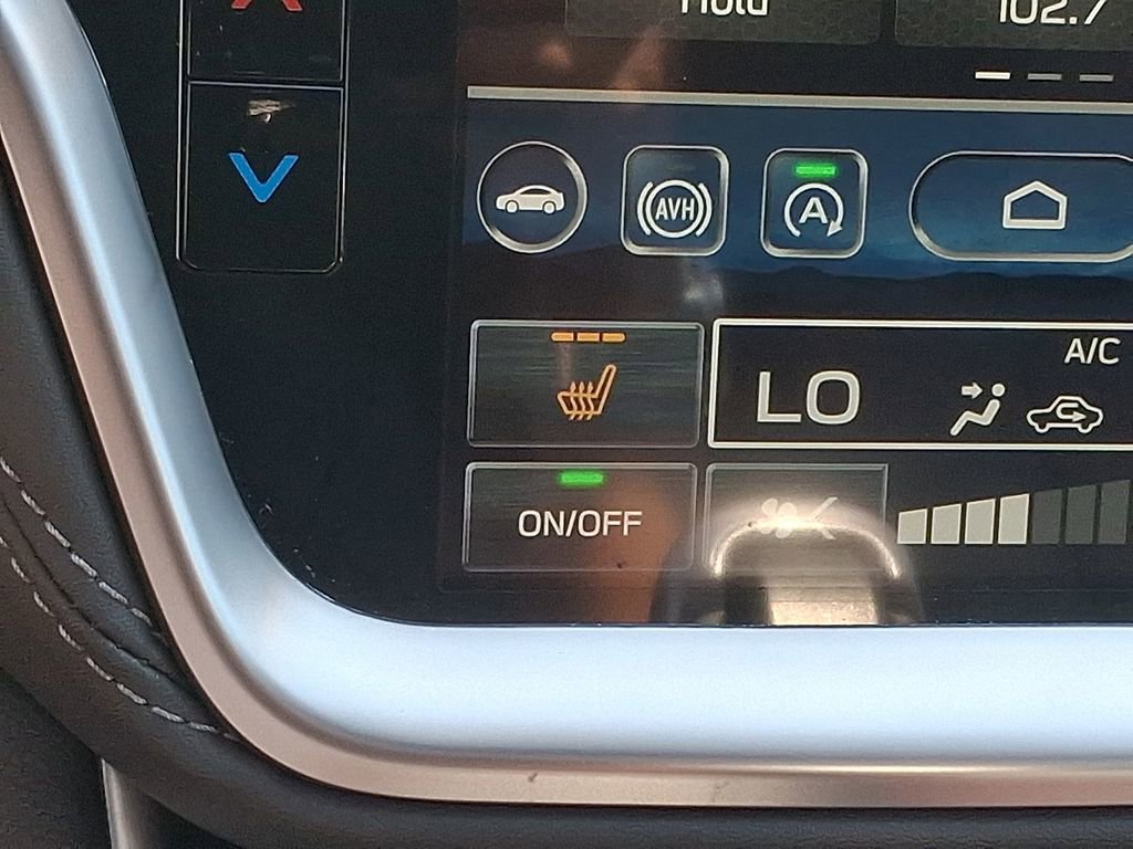 Used 2023 Subaru Outback Limited image 24