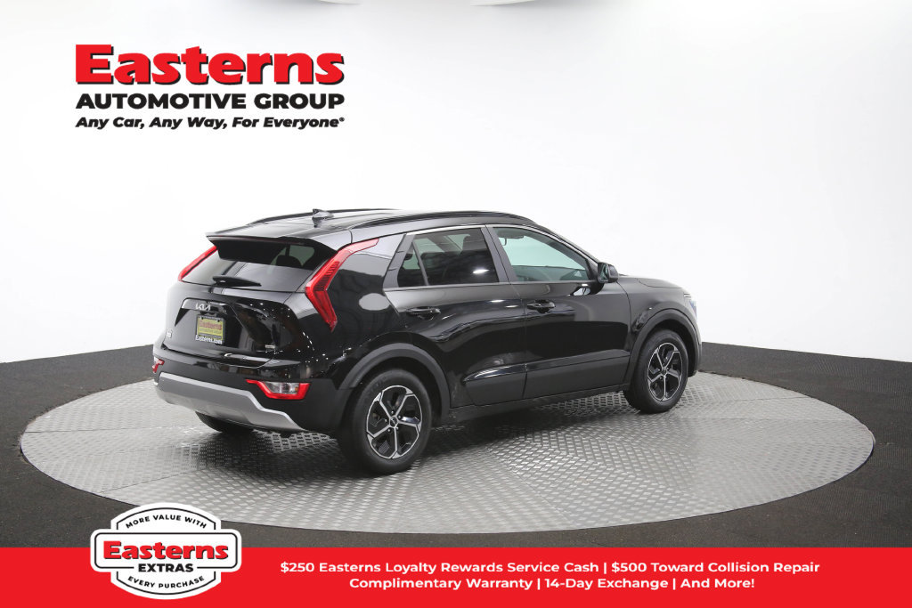 Used 2024 Kia Niro LX FWD image 41