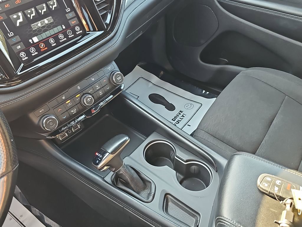 Used 2023 Dodge Durango SXT RWD image 27