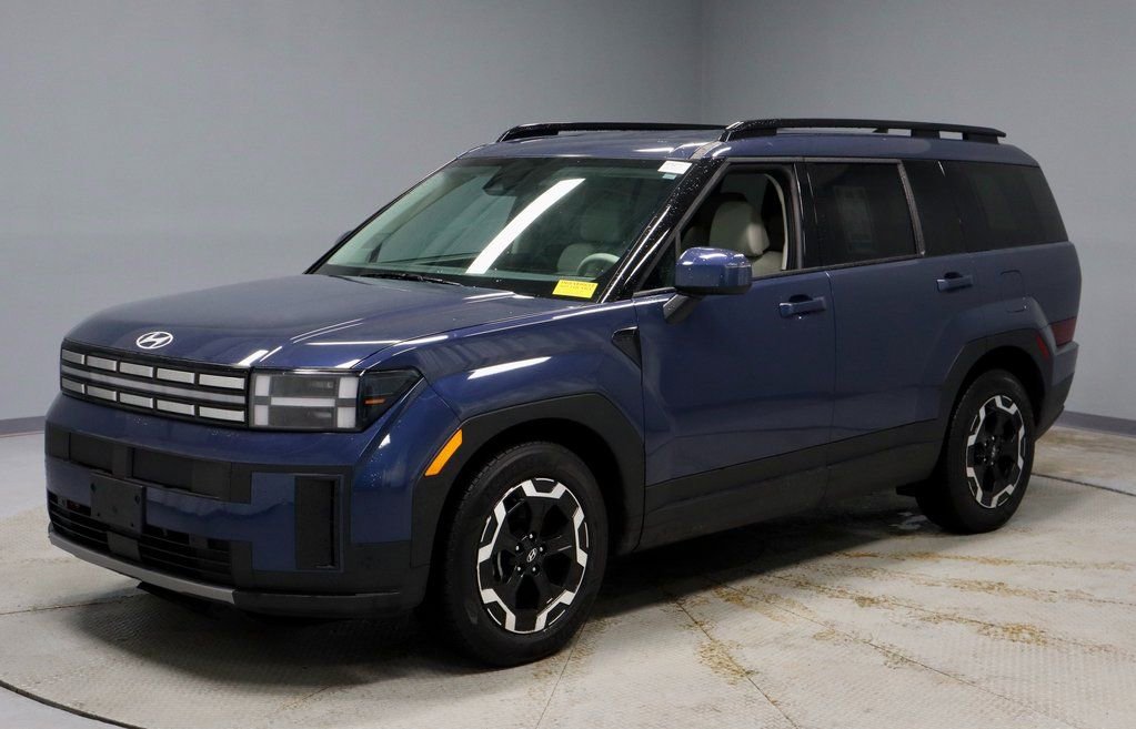 Certified 2025 Hyundai Santa Fe SEL image 6