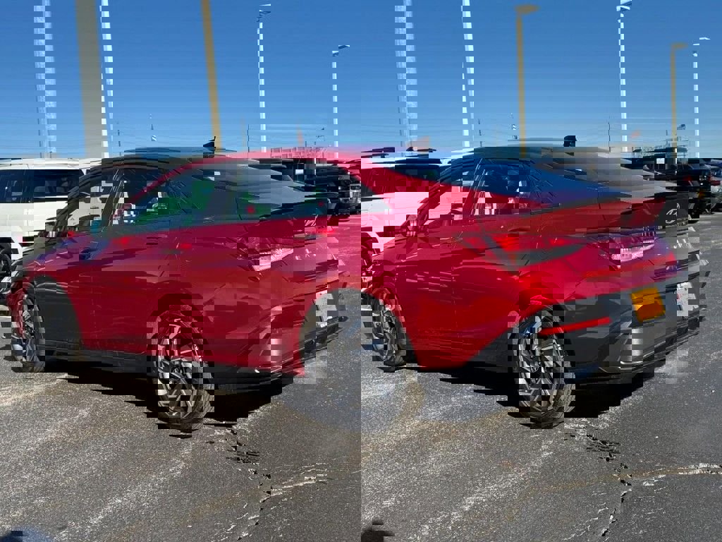 Certified 2025 Hyundai Elantra Sport image 5