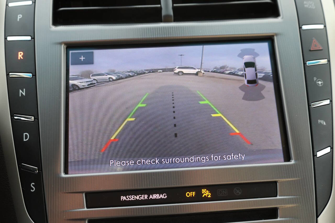 Used 2020 Lincoln MKZ Reserve w/ Elements Package image 23