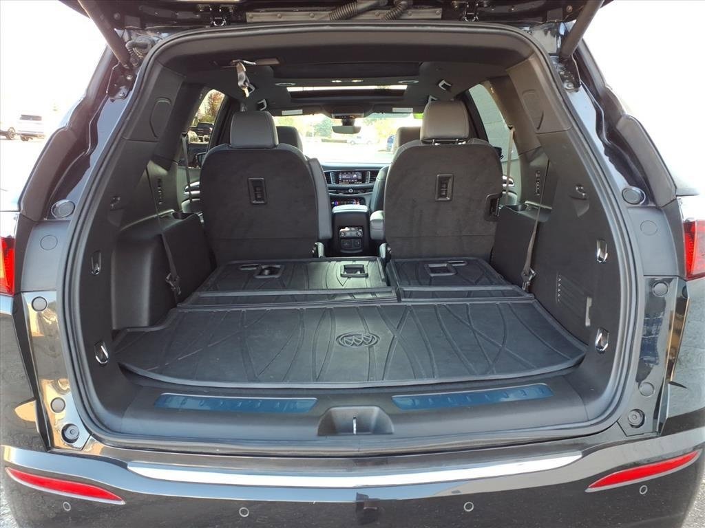 Certified 2024 Buick Enclave Essence w/ Experience Buick Package image 9