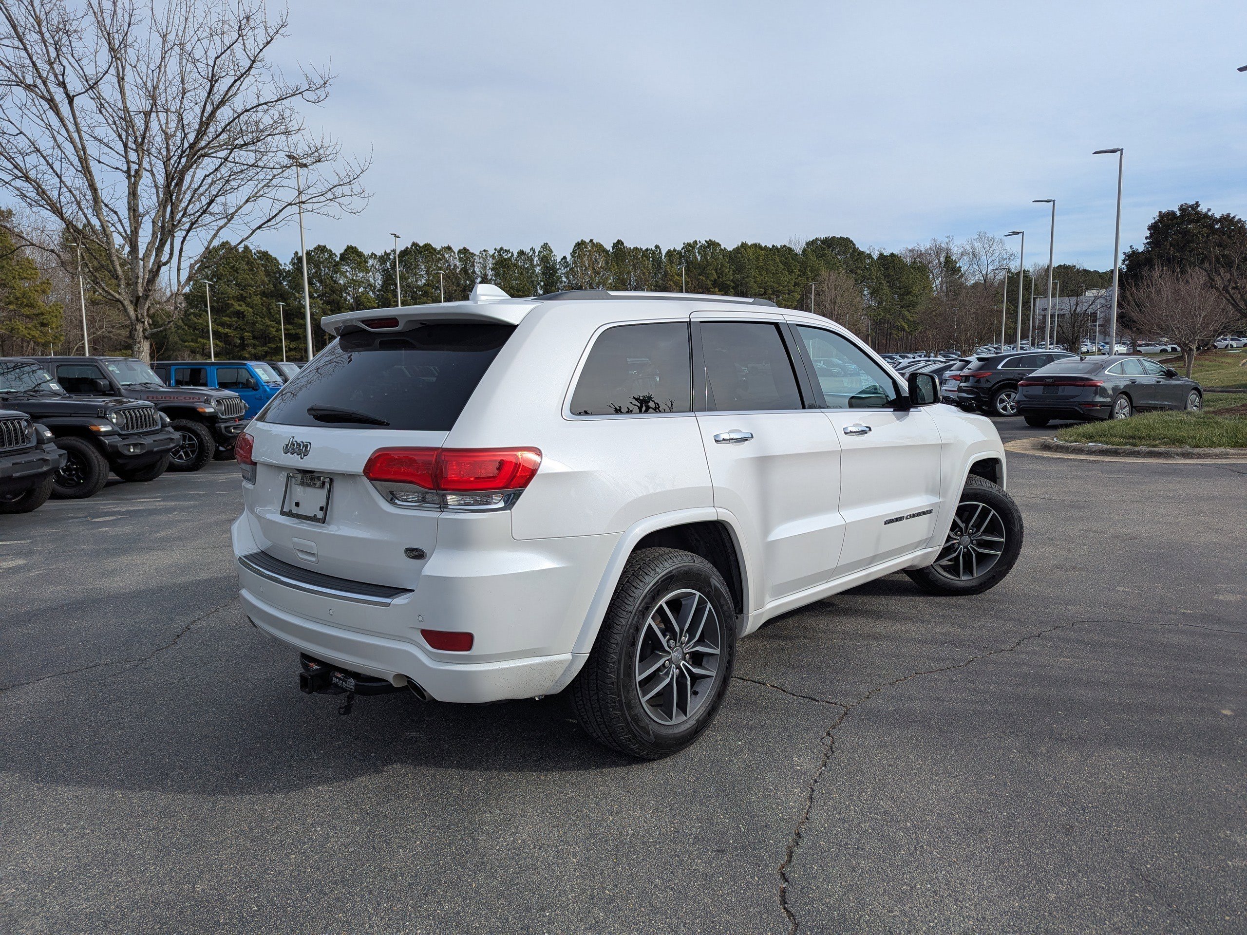 Used 2020 Jeep Grand Cherokee Overland image 5