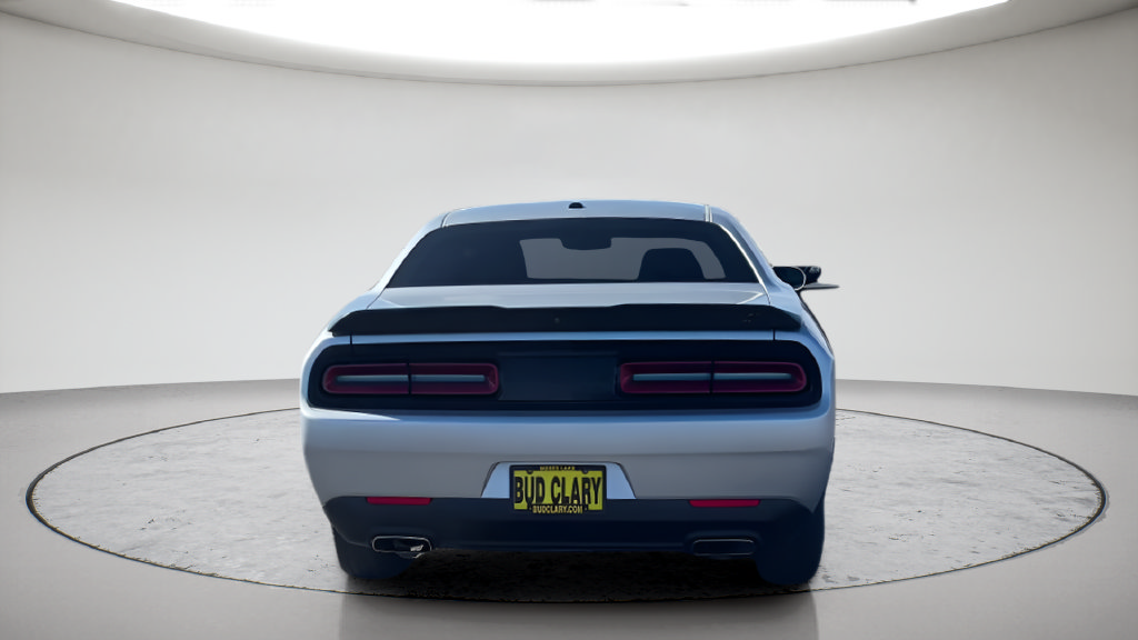 Used 2020 Dodge Challenger SXT w/ Driver Convenience Group AWD/4WD image 16