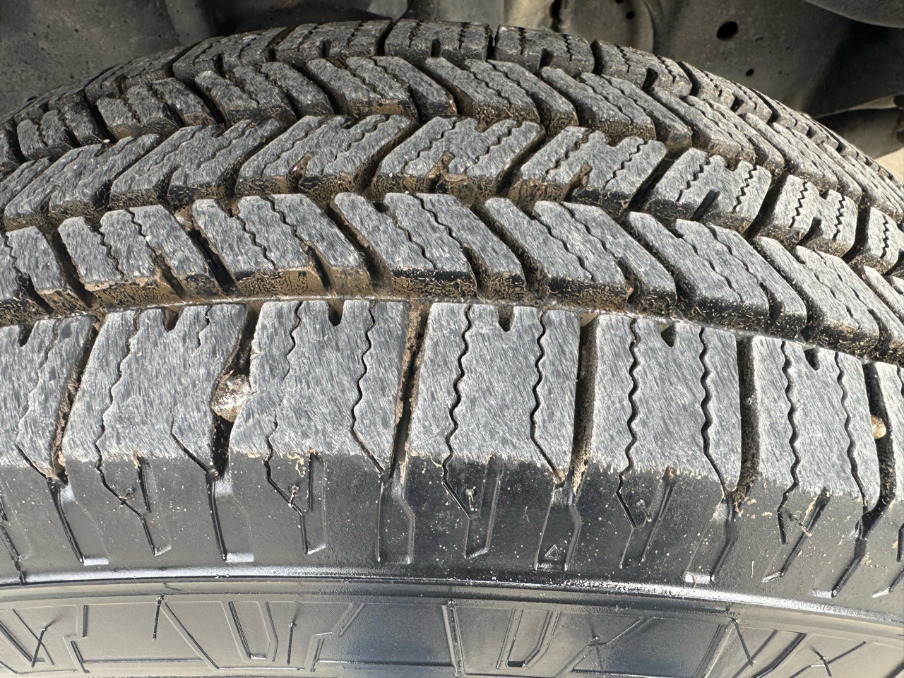 Used 2012 Ford E-250 and Econoline 250 w/ Insulation Pkg RWD image 11