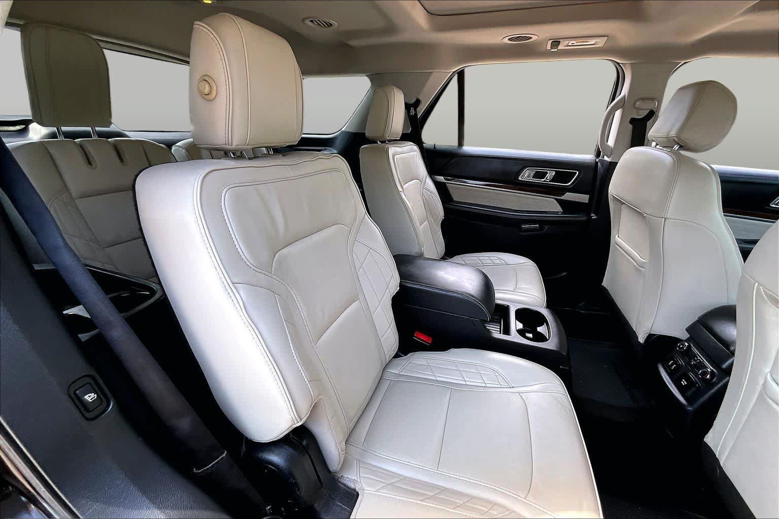 Used 2017 Ford Explorer Platinum AWD/4WD image 20