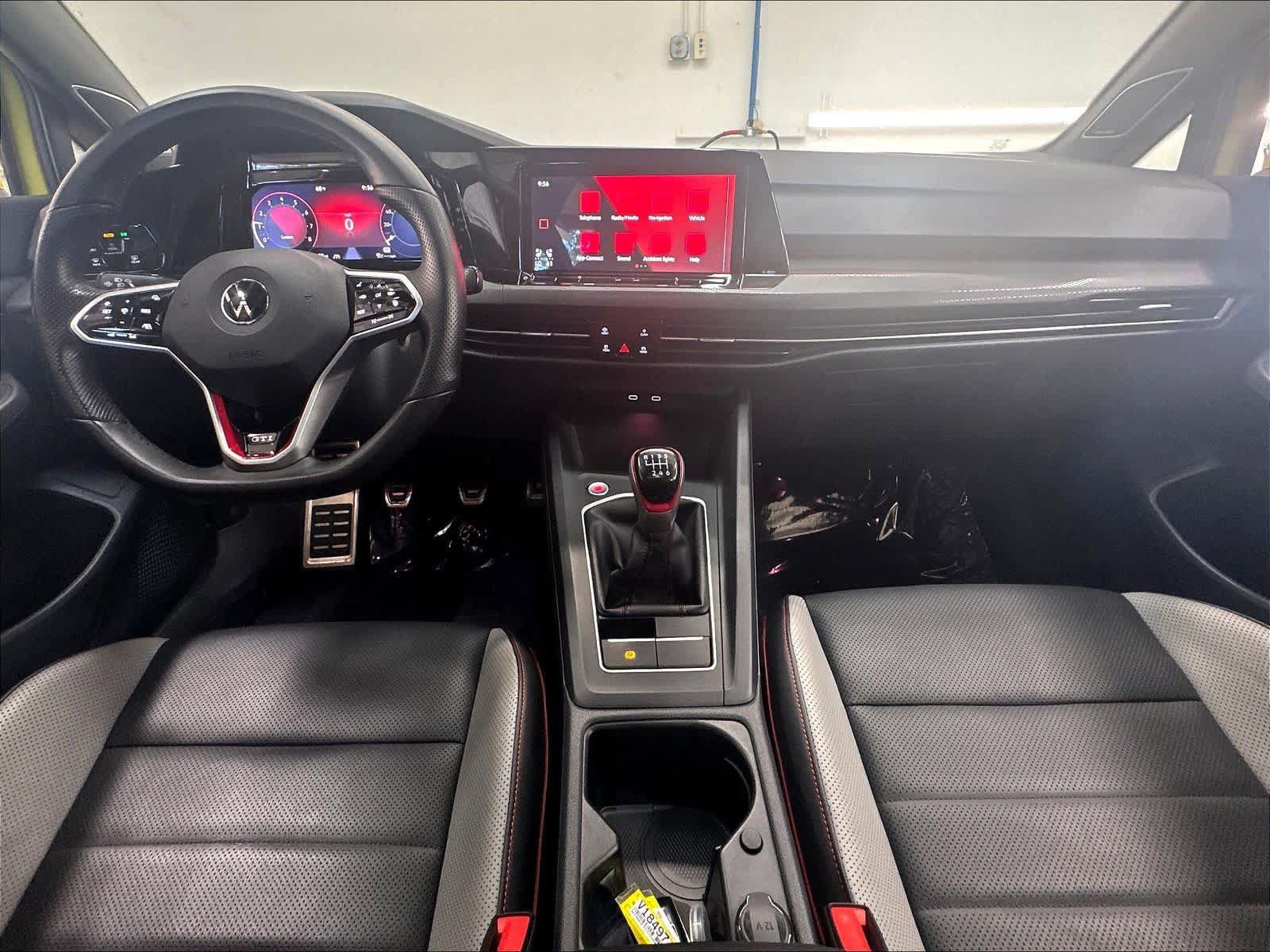 Used 2022 Volkswagen GTI Autobahn FWD image 10