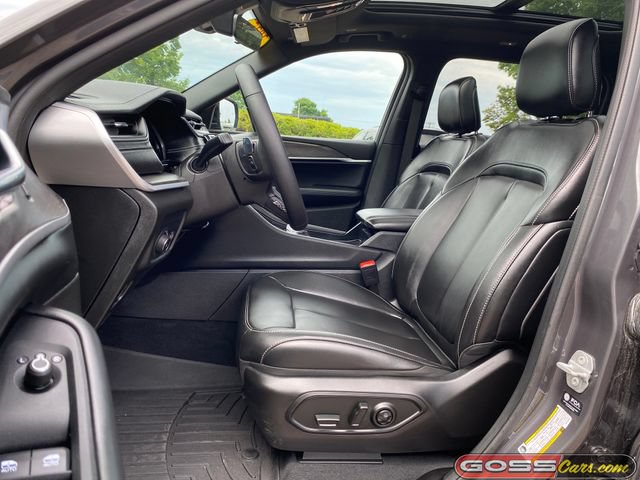 Certified 2025 Jeep Grand Cherokee L Limited w/ Black Appearance Package AWD/4WD image 26