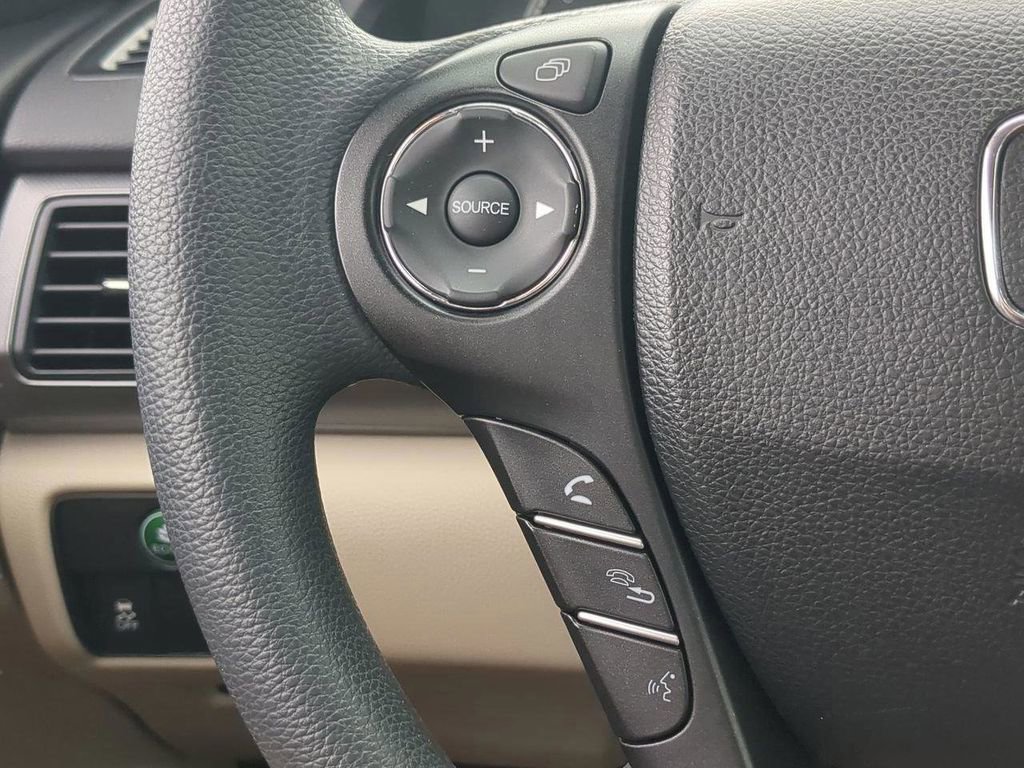 Used 2014 Honda Accord LX image 23