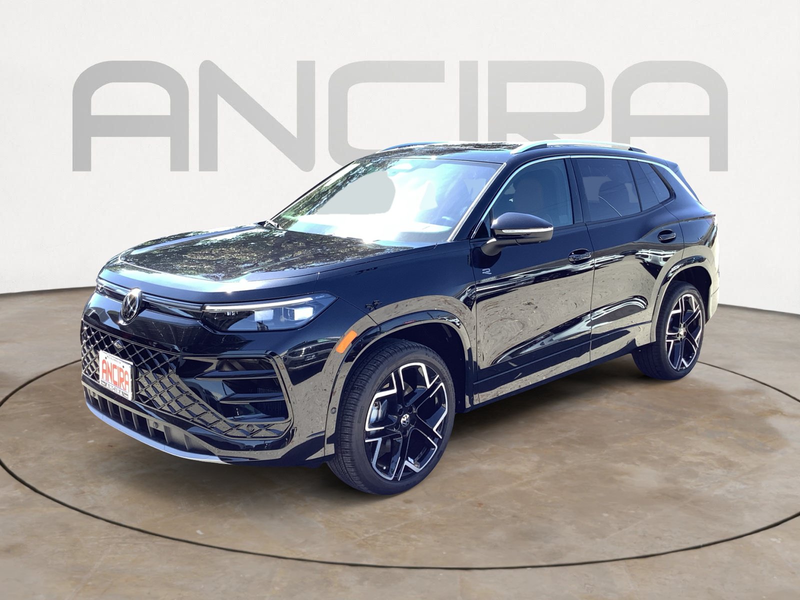 New 2026 Volkswagen Tiguan SEL R-Line AWD/4WD image 4