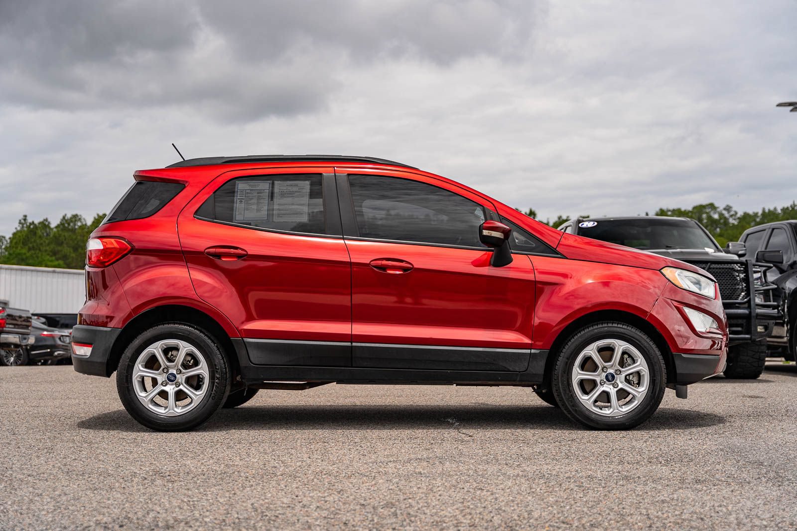 Certified 2018 Ford EcoSport SE w/ SE Convenience Package FWD image 8
