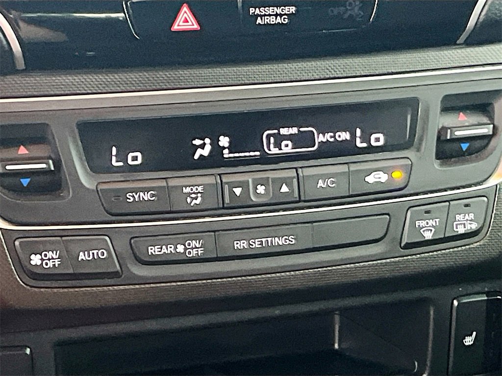 Used 2022 Honda Passport TrailSport image 16