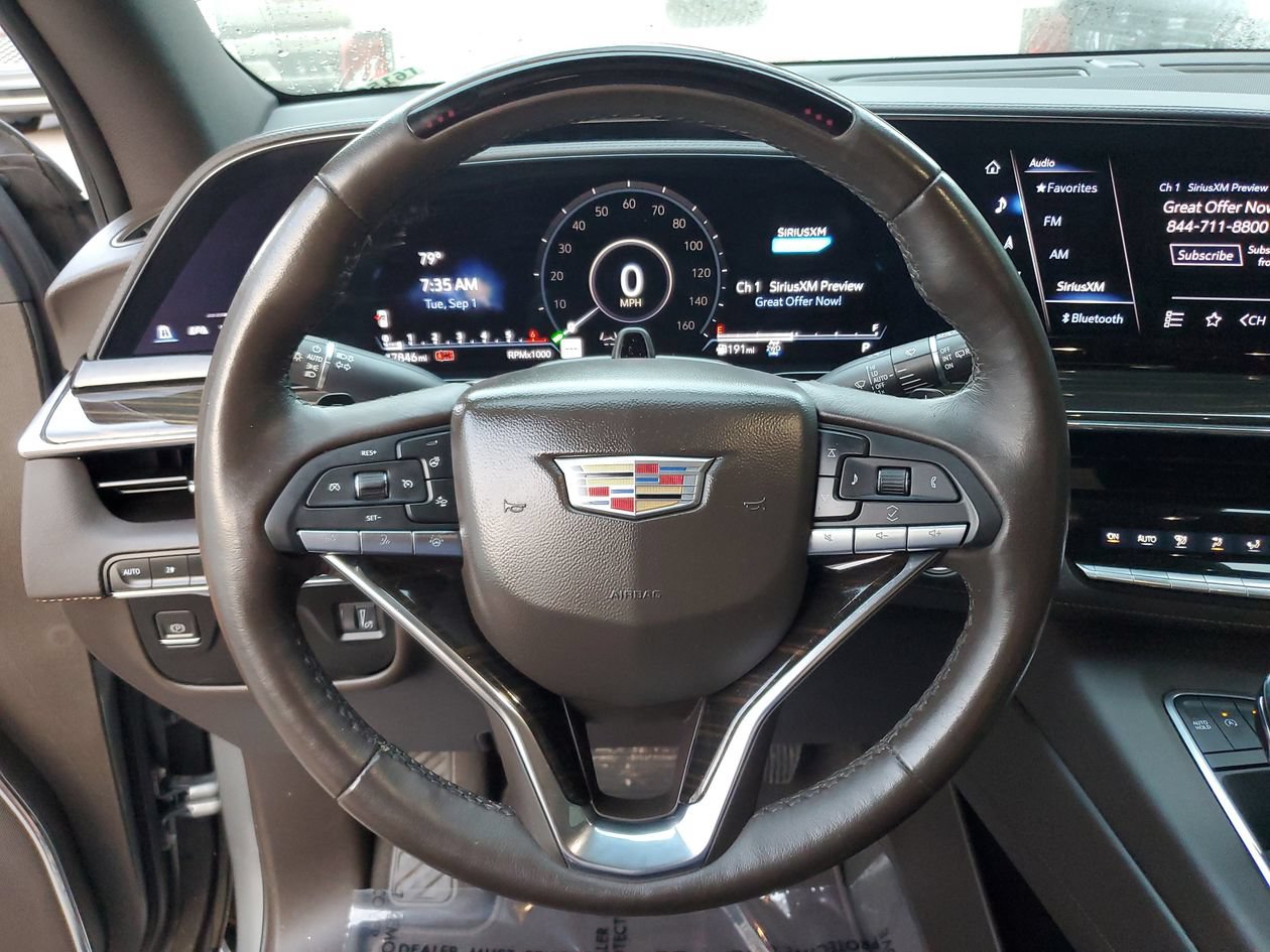 Used 2023 Cadillac Escalade ESV Premium Luxury AWD/4WD image 21