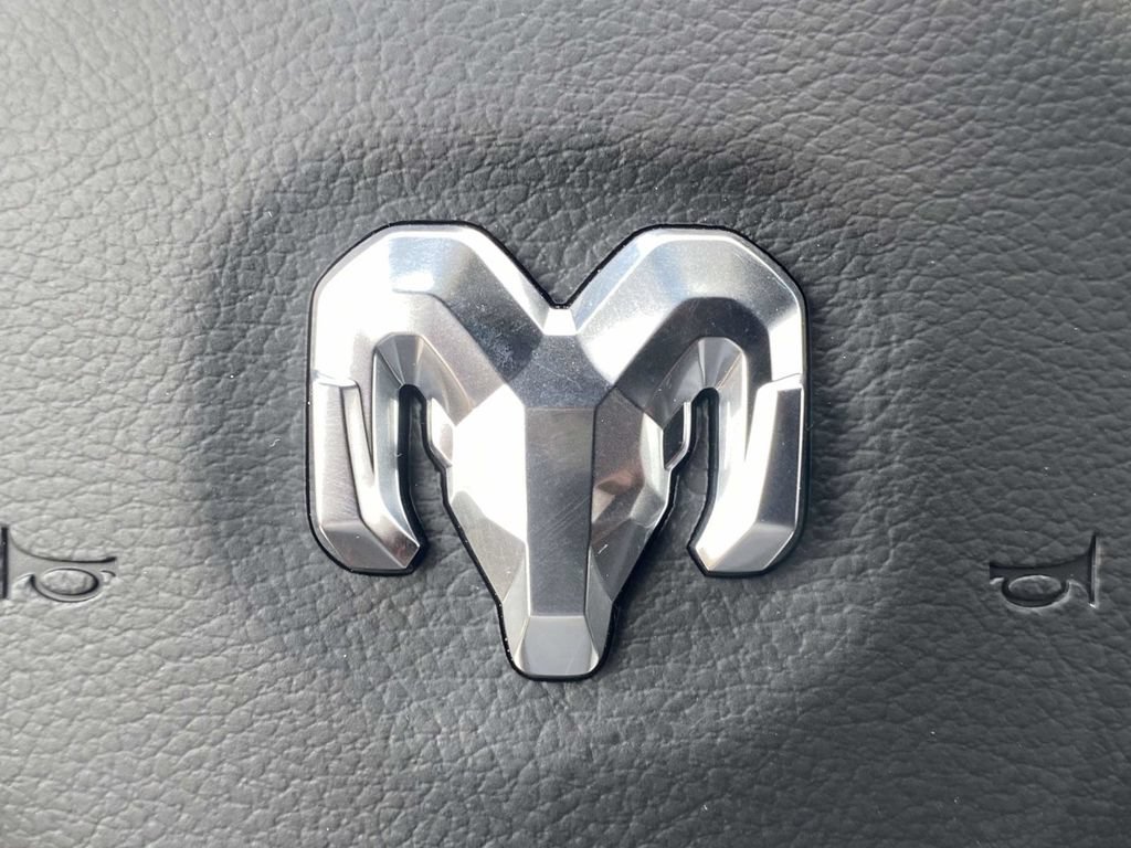 New 2026 RAM 1500 Express AWD/4WD image 28