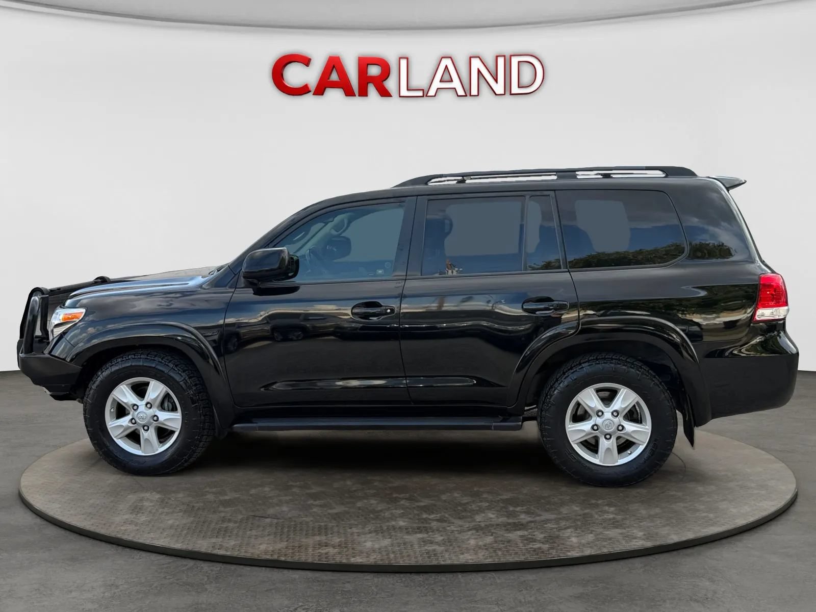 Used 2011 Toyota Land Cruiser AWD/4WD image 2