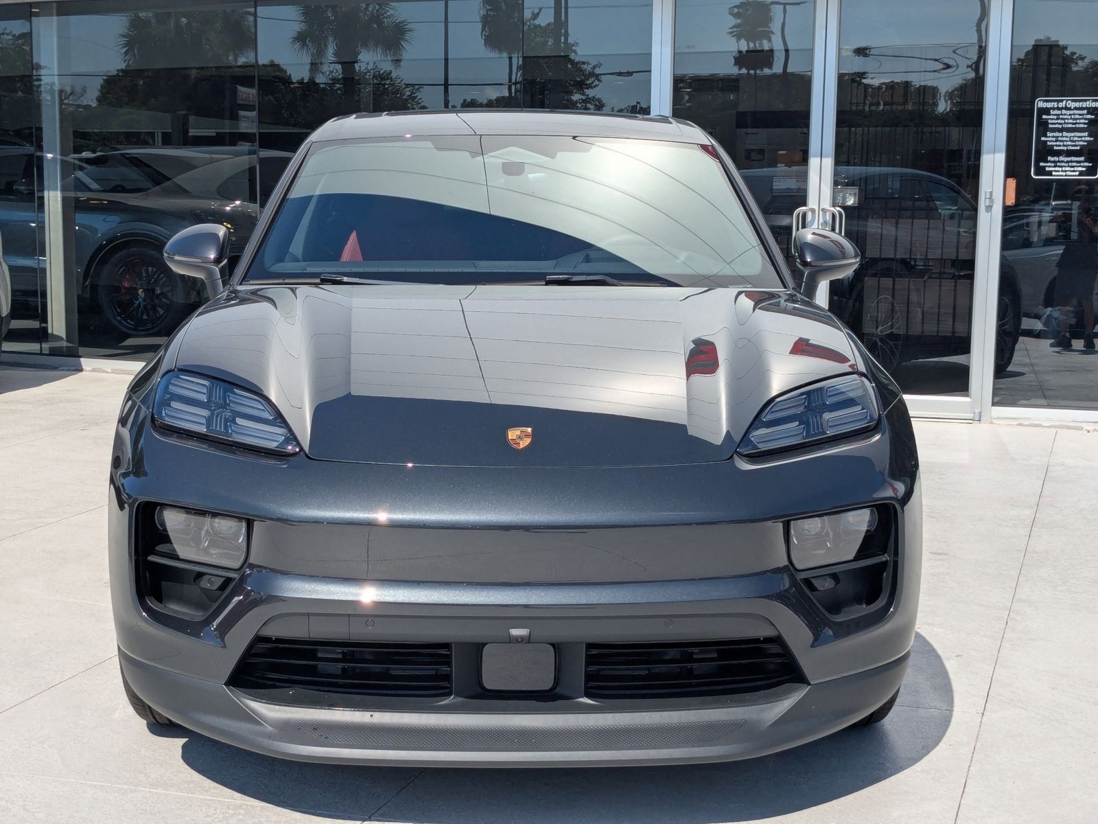 New 2025 Porsche Macan Electric image 6