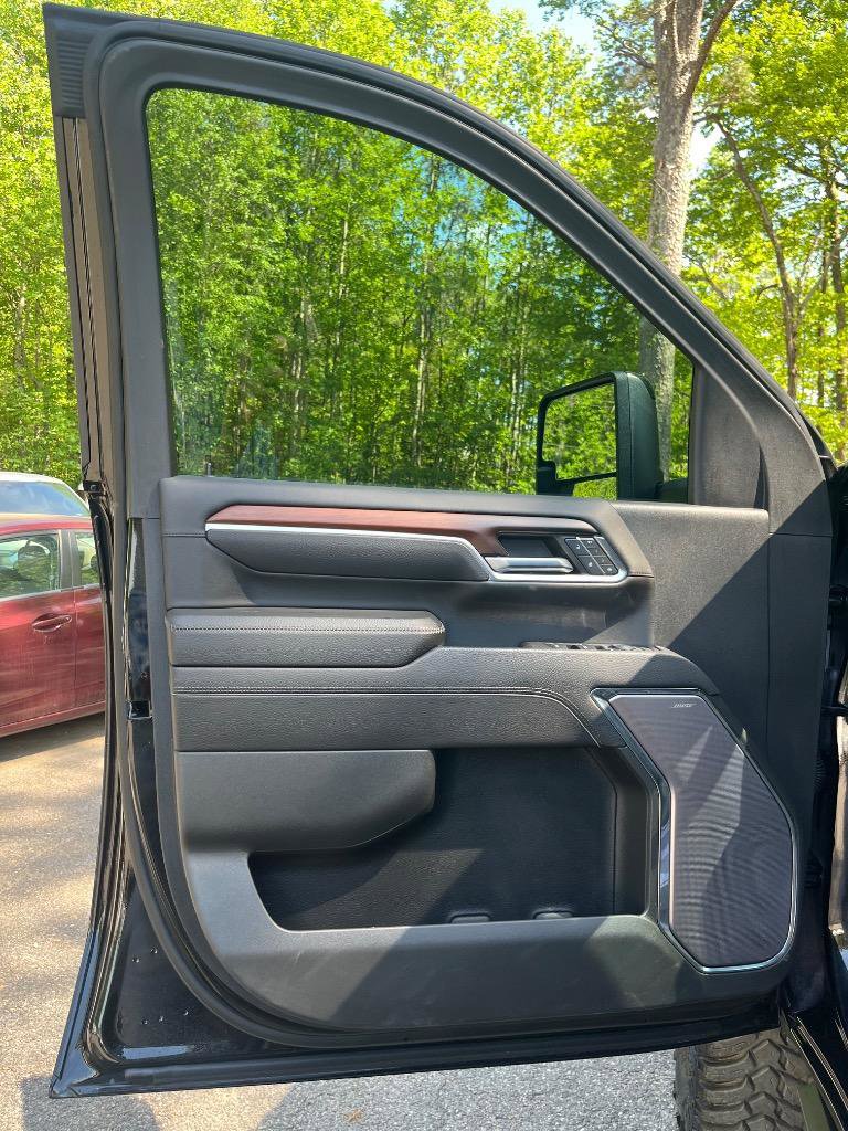 Used 2024 GMC Sierra 2500 Denali w/ Denali Reserve Package AWD/4WD image 32