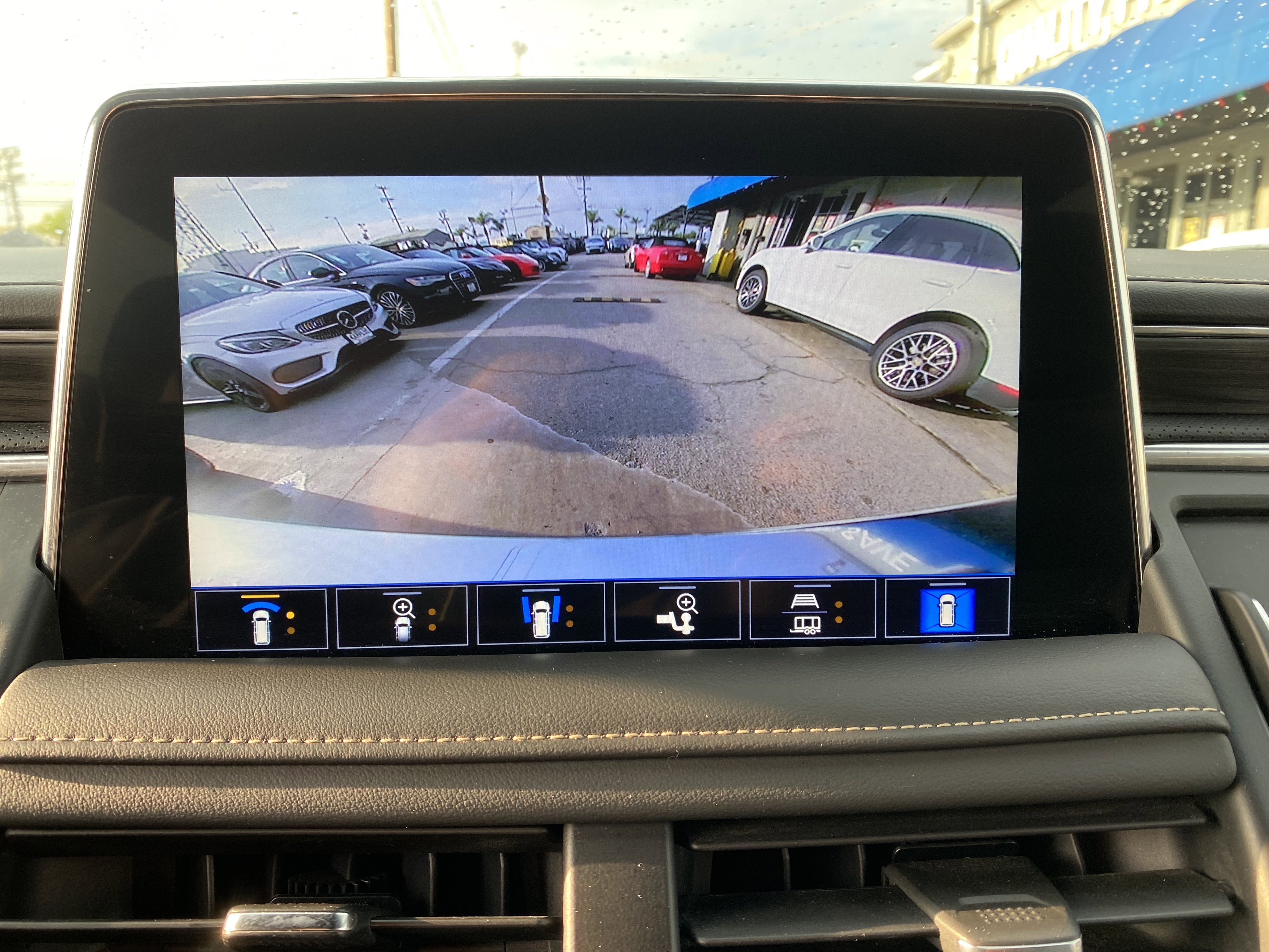 Used 2021 GMC Yukon SLT w/ SLT Luxury Plus Package image 27