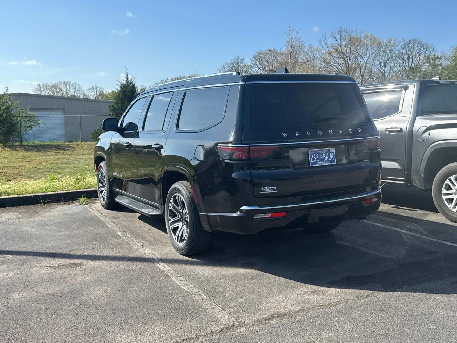 Used 2023 Jeep Wagoneer 4WD w/ Premium Group I image 6