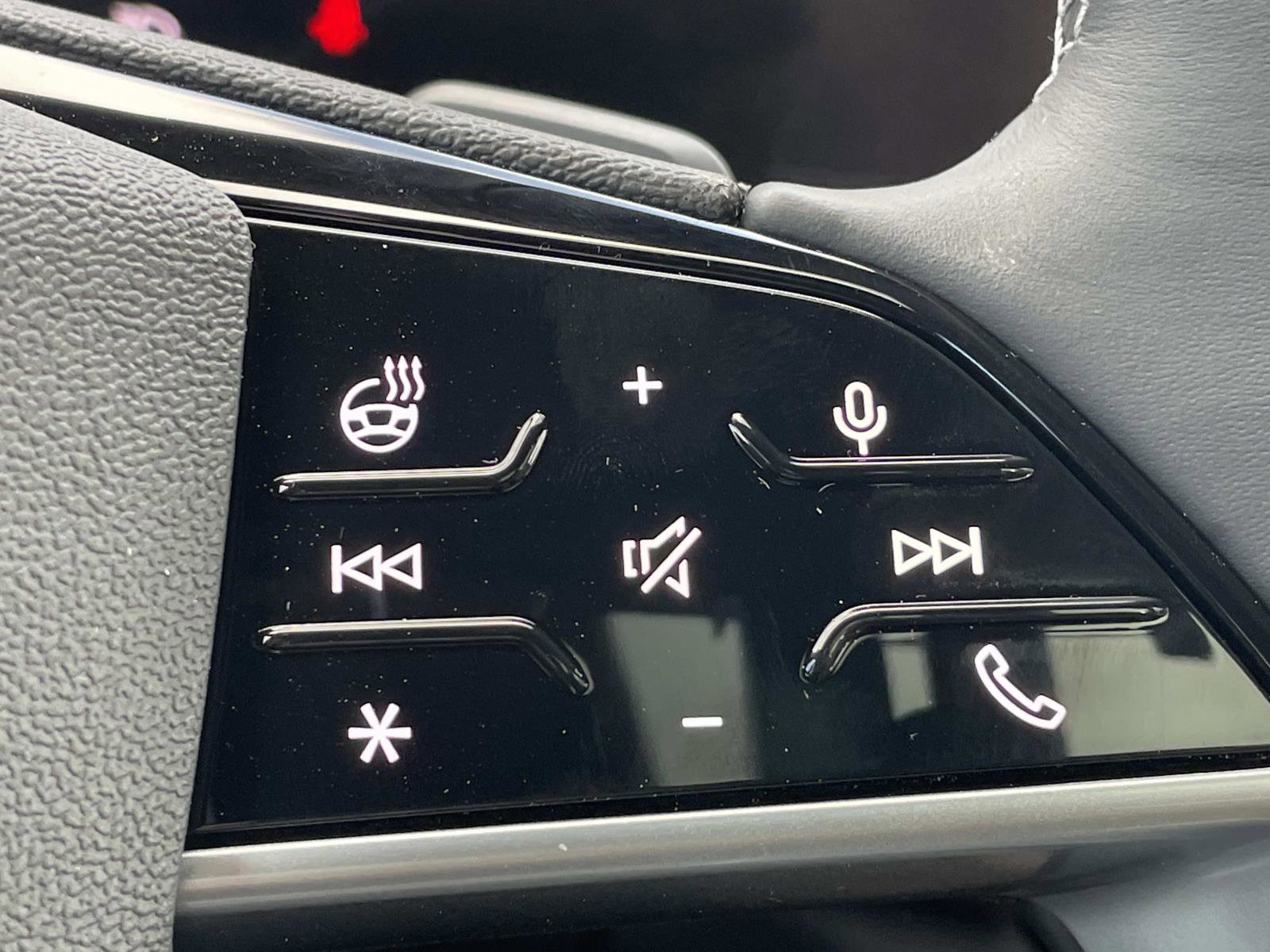 New 2025 Audi Q5 Premium Plus image 24