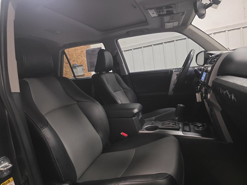 Used 2015 Toyota 4Runner SR5 Premium AWD/4WD image 34