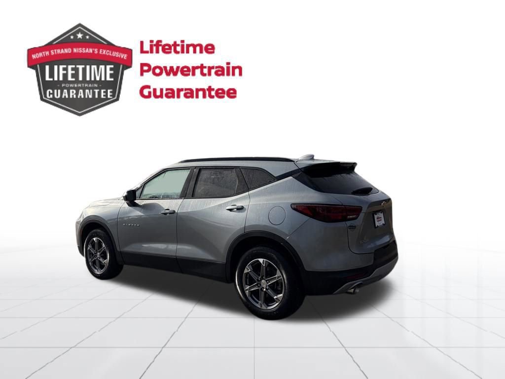 Used 2023 Chevrolet Blazer LT w/ Convenience Package image 3