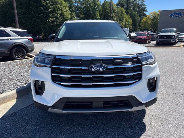 New 2027 Ford Explorer Active w/ Active Comfort Package RWD image 4