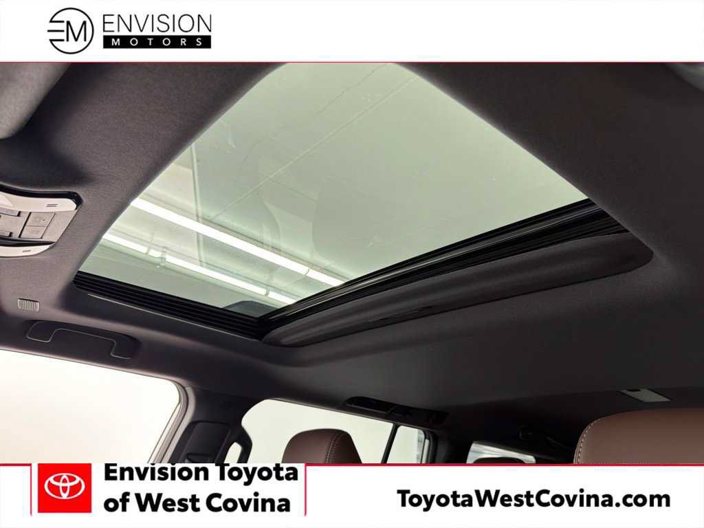 Used 2027 Toyota Land Cruiser AWD/4WD image 25