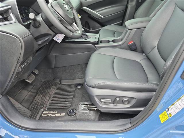 New 2026 Toyota Corolla Cross XLE w/ Convenience Package AWD/4WD image 4