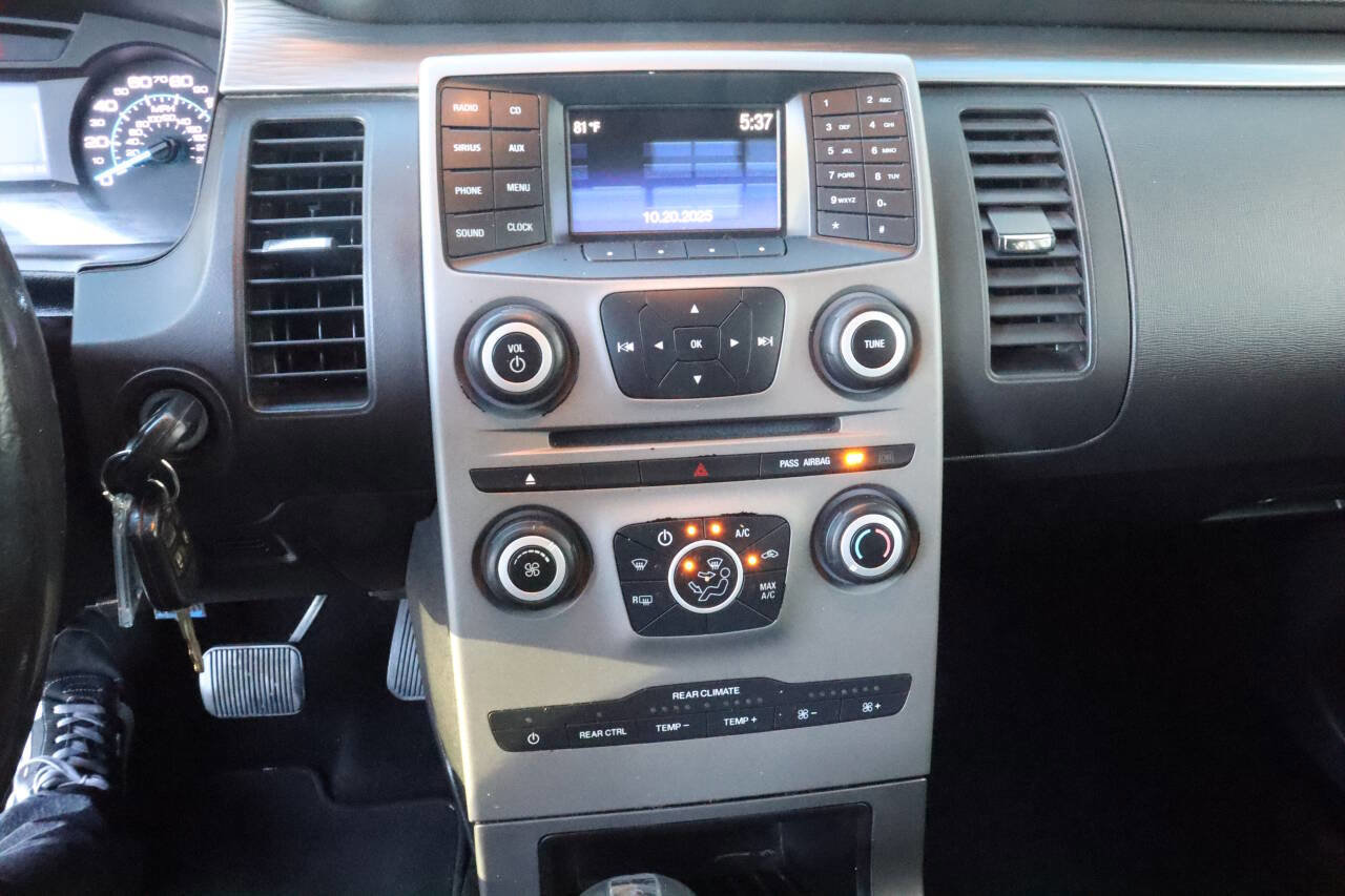 Used 2014 Ford Flex SE image 16
