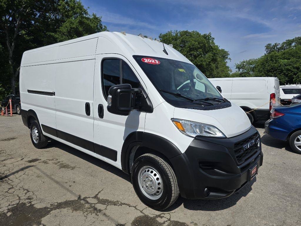 Used 2023 RAM ProMaster 2500 FWD image 1