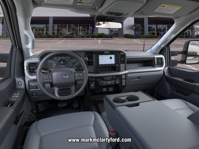 New 2026 Ford F250 XL w/ XL Driver Assist Package RWD image 9