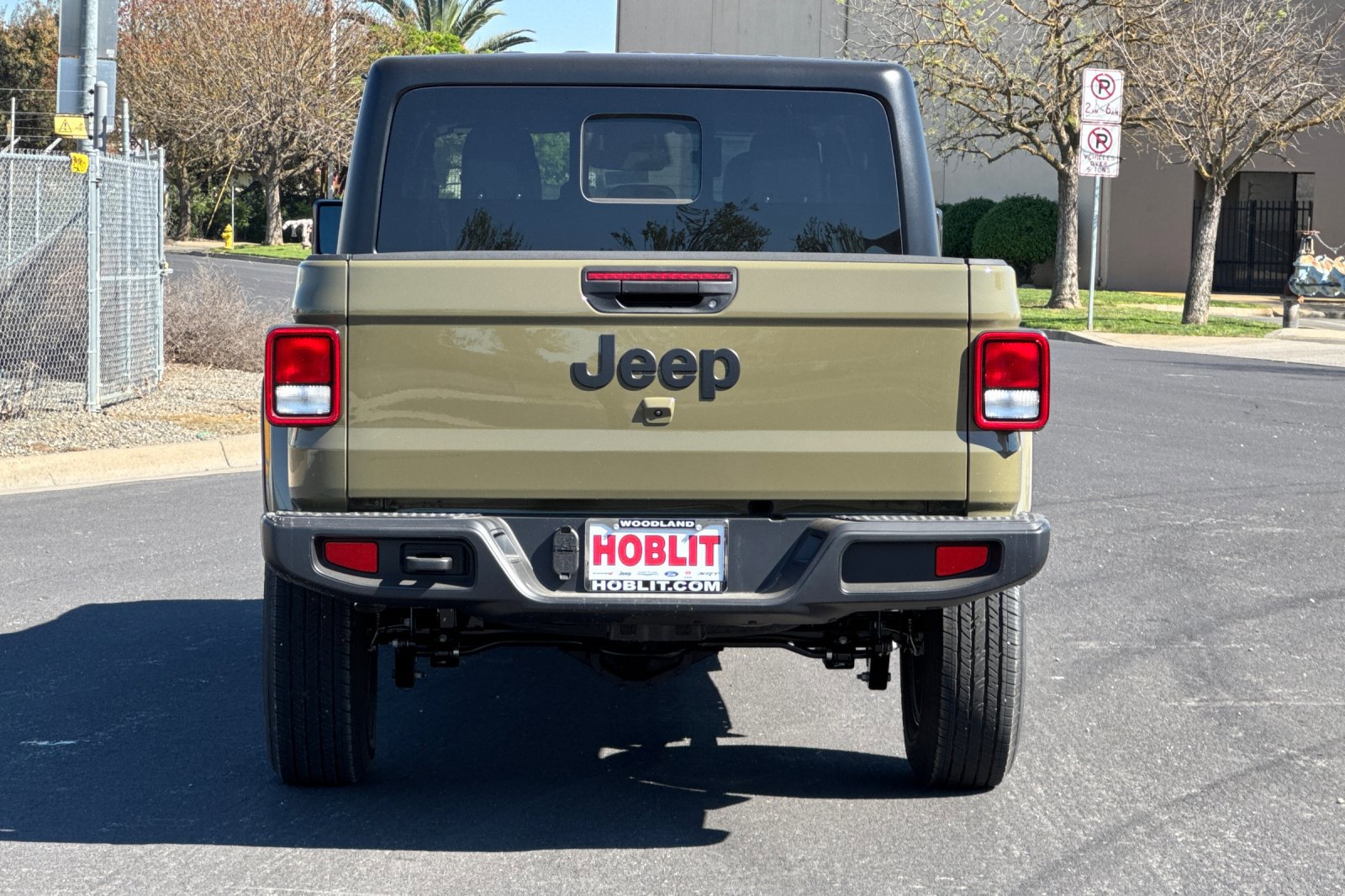 New 2026 Jeep Gladiator Sport image 4