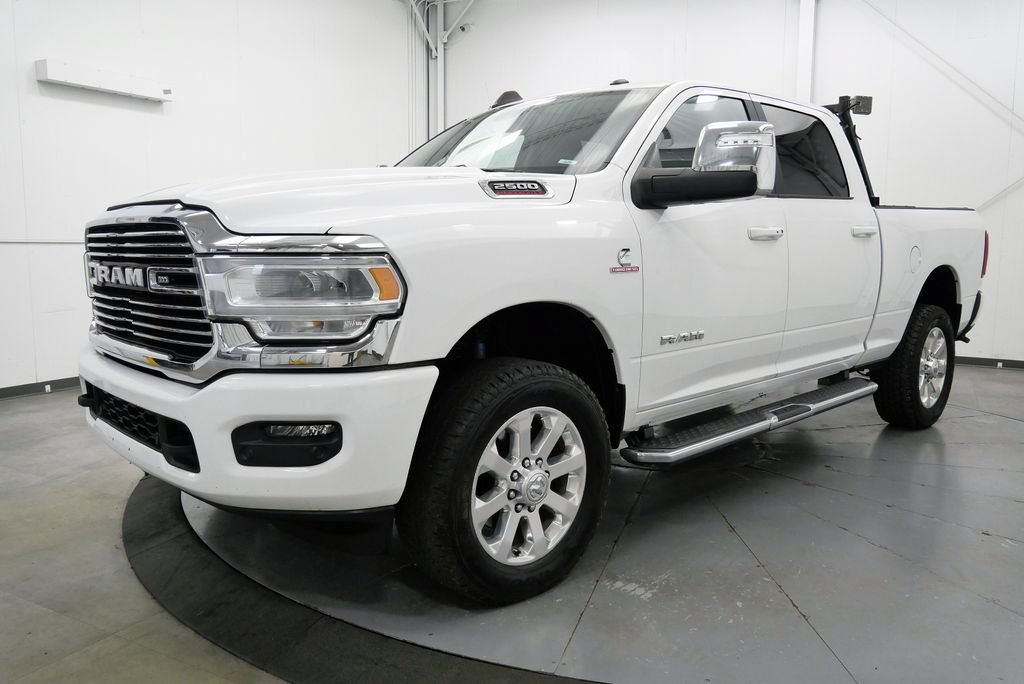 Used 2023 RAM 2500 Laramie AWD/4WD image 3