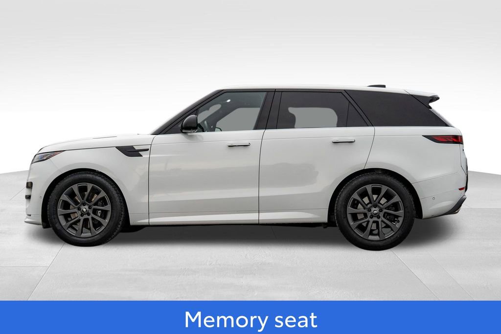 Used 2024 Land Rover Range Rover Sport Dynamic SE image 4